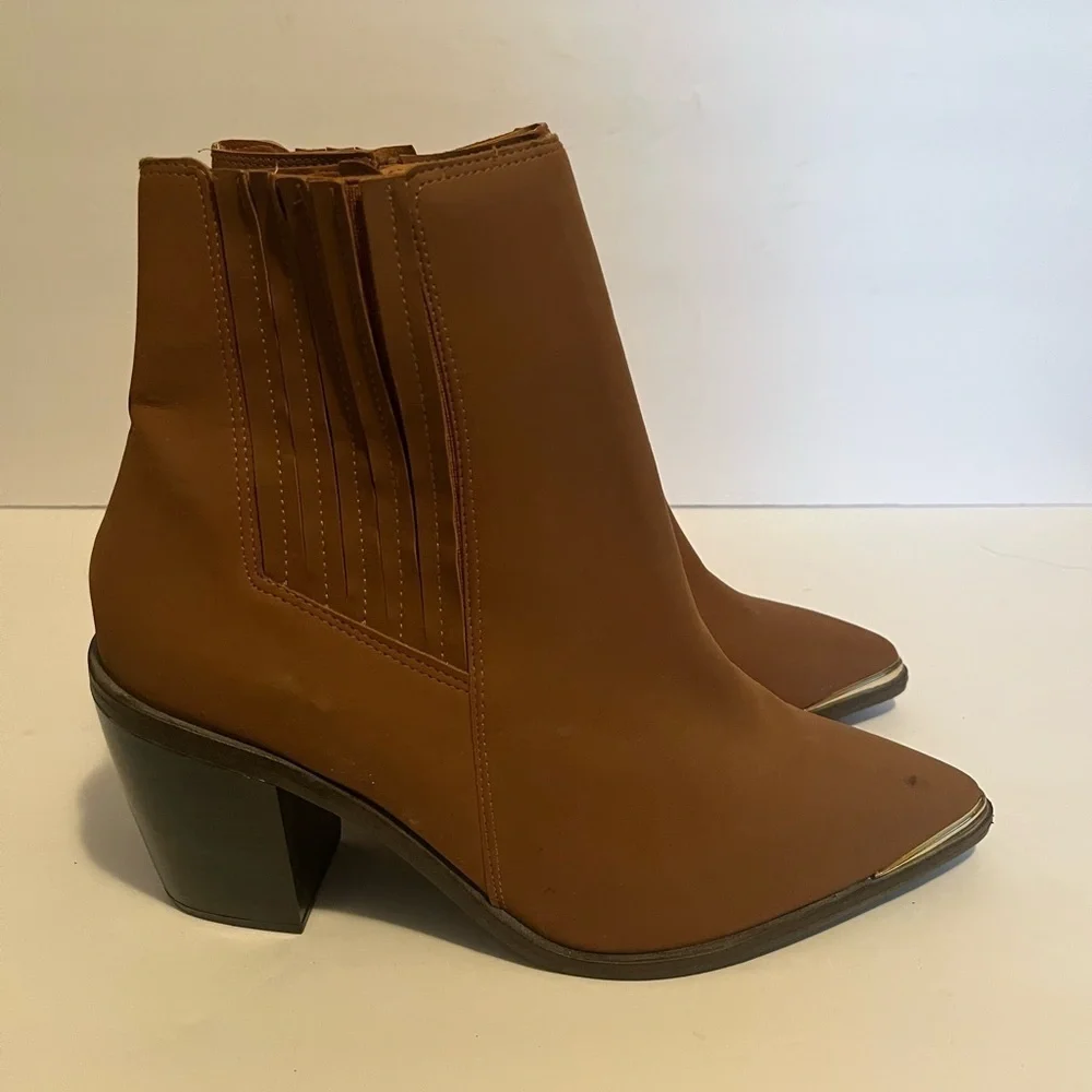 Vizzano Brazillian Footwear Pointed Toe Suede Chunky Heel Western Ankle Boots